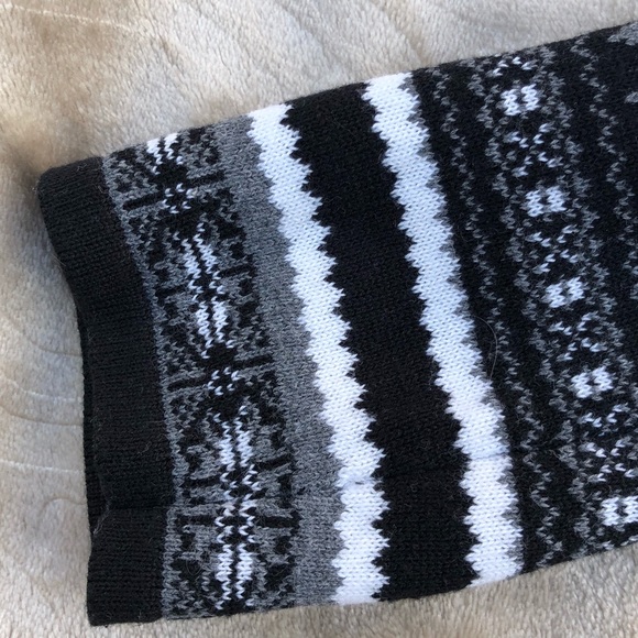 Sweater Dress. Big Girl Size Medium (8-10). - Picture 5 of 7